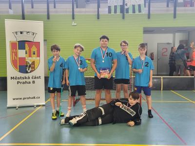 Úspěch našich žáků na florbalovém turnaji Osmička Open
