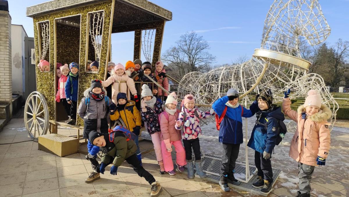 Prvňáčci na zámku Loučeň