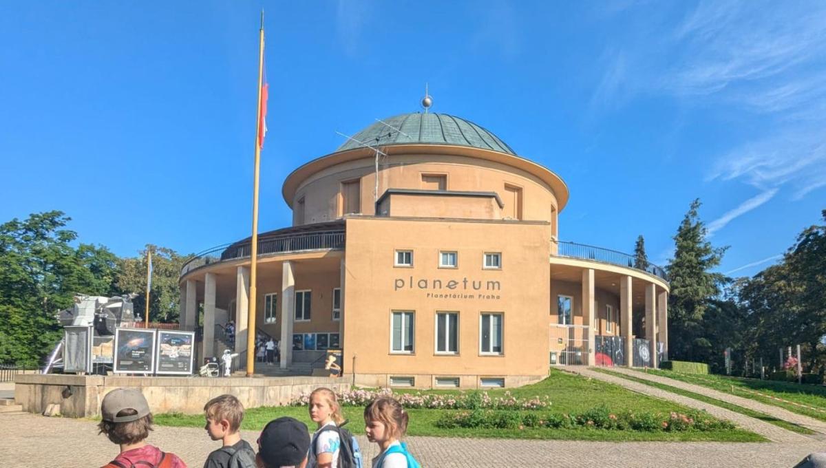 Návštěva Planetária - 2. třídy